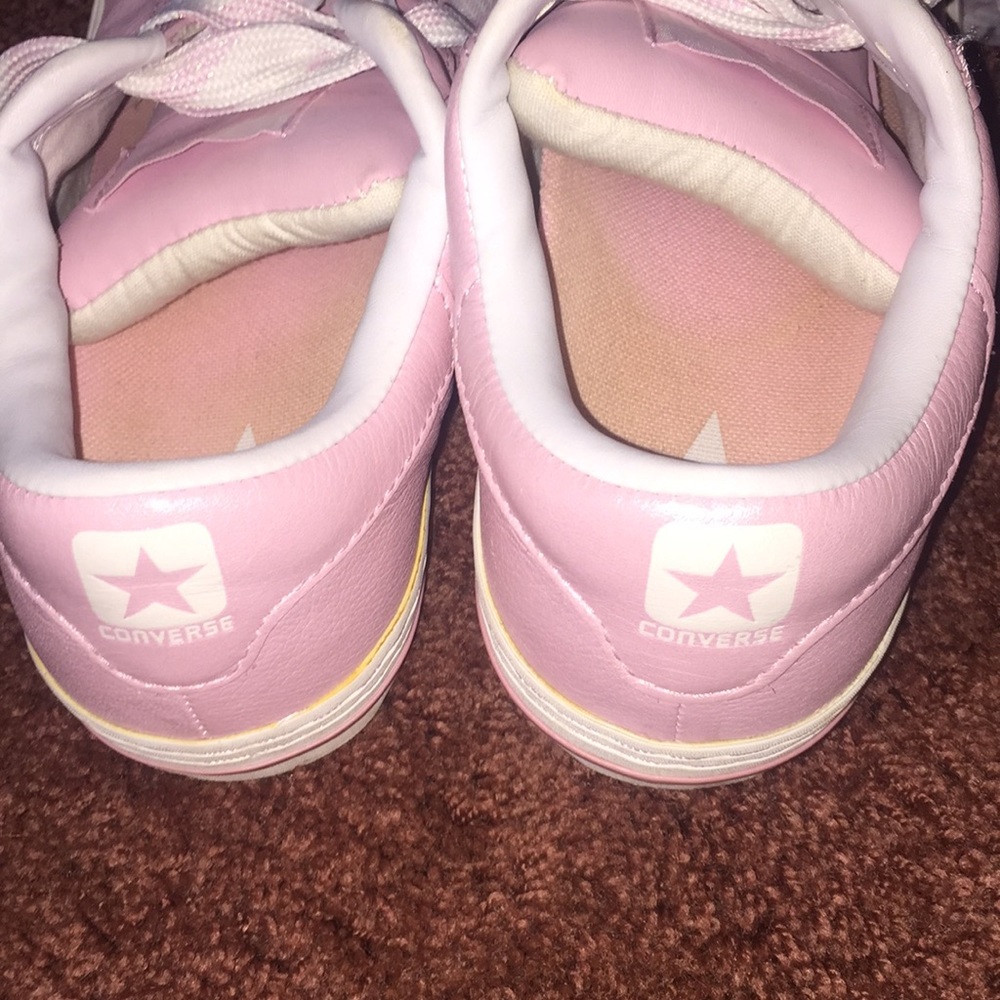 Pink converse - Picture 3 of 4